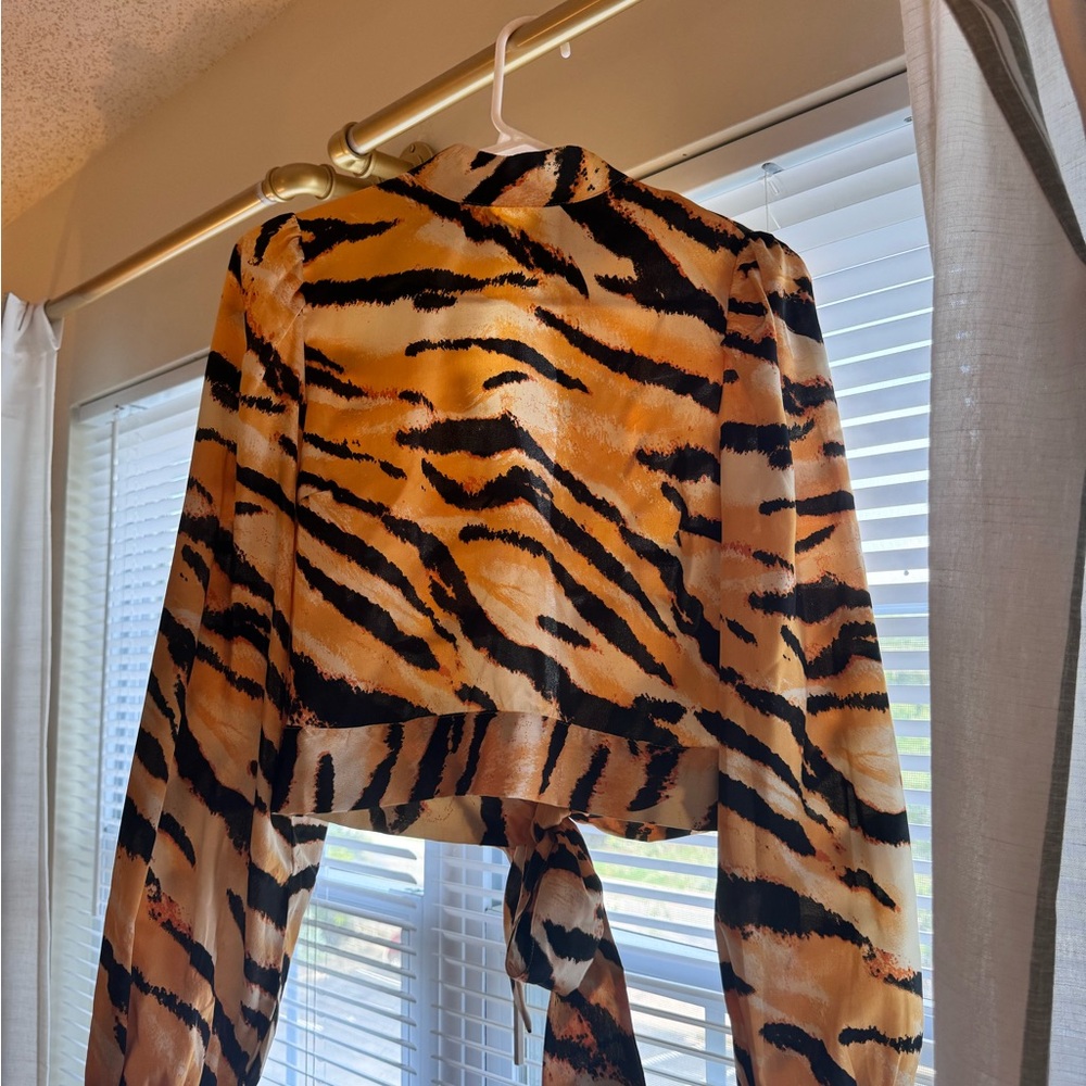 ASOS animal pattern blouse - Picture 3 of 3